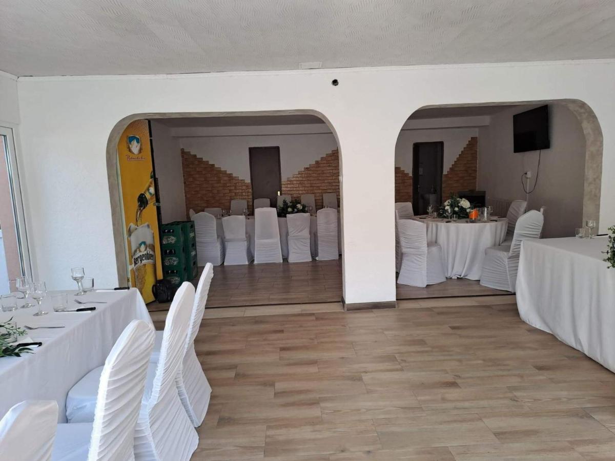 Casa De Vacanta Emd Ieşelniţa 外观 照片